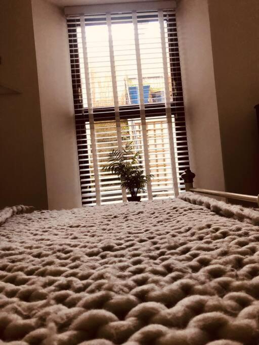 New 2 Bed, With Parking * Plymouth