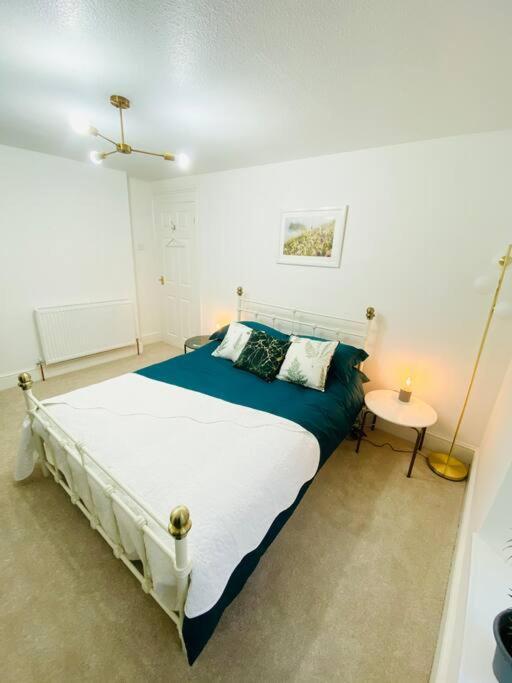 Apartment New 2 Bed, With Parking